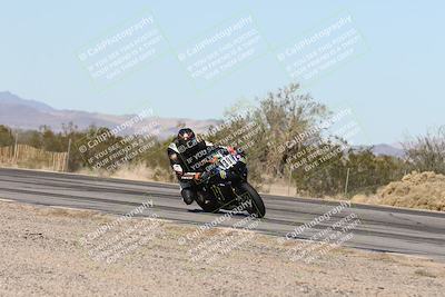 media/Dec-07-2025-CVMA (Sun) [[3e7d2de5dc]]/Race 4-Supersport Middleweight/